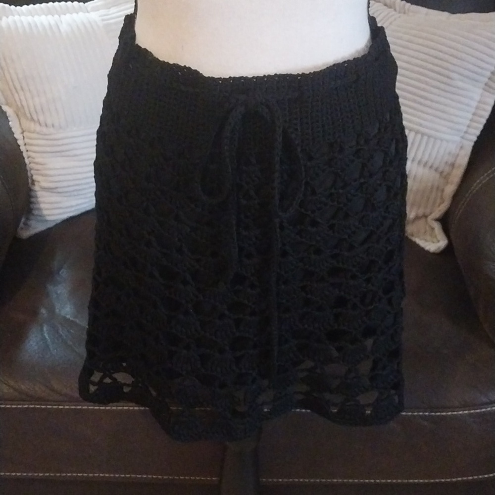 Nannette Lepore Black Crochet Lined Mini Skirt Adjustable Drawstring Beach Swim